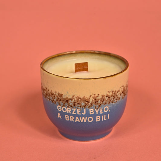 Świeca sojowa „Gorzej było, a brawo bili” (Milo)