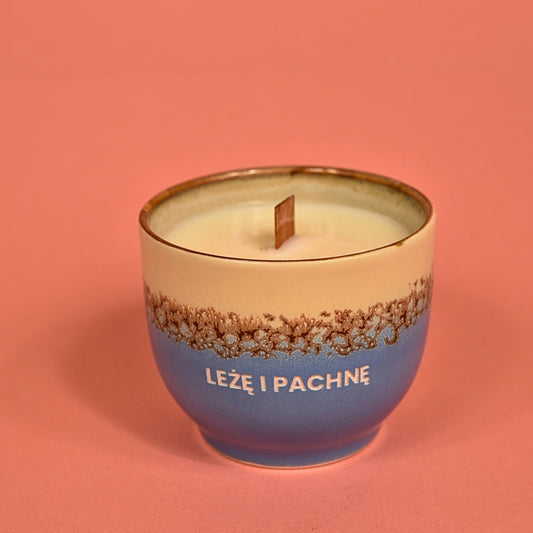 Świeca sojowa „Leżę i pachnę” (Milo)