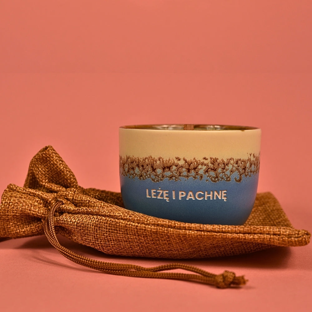 Świeca sojowa „Leżę i pachnę” (Milo)