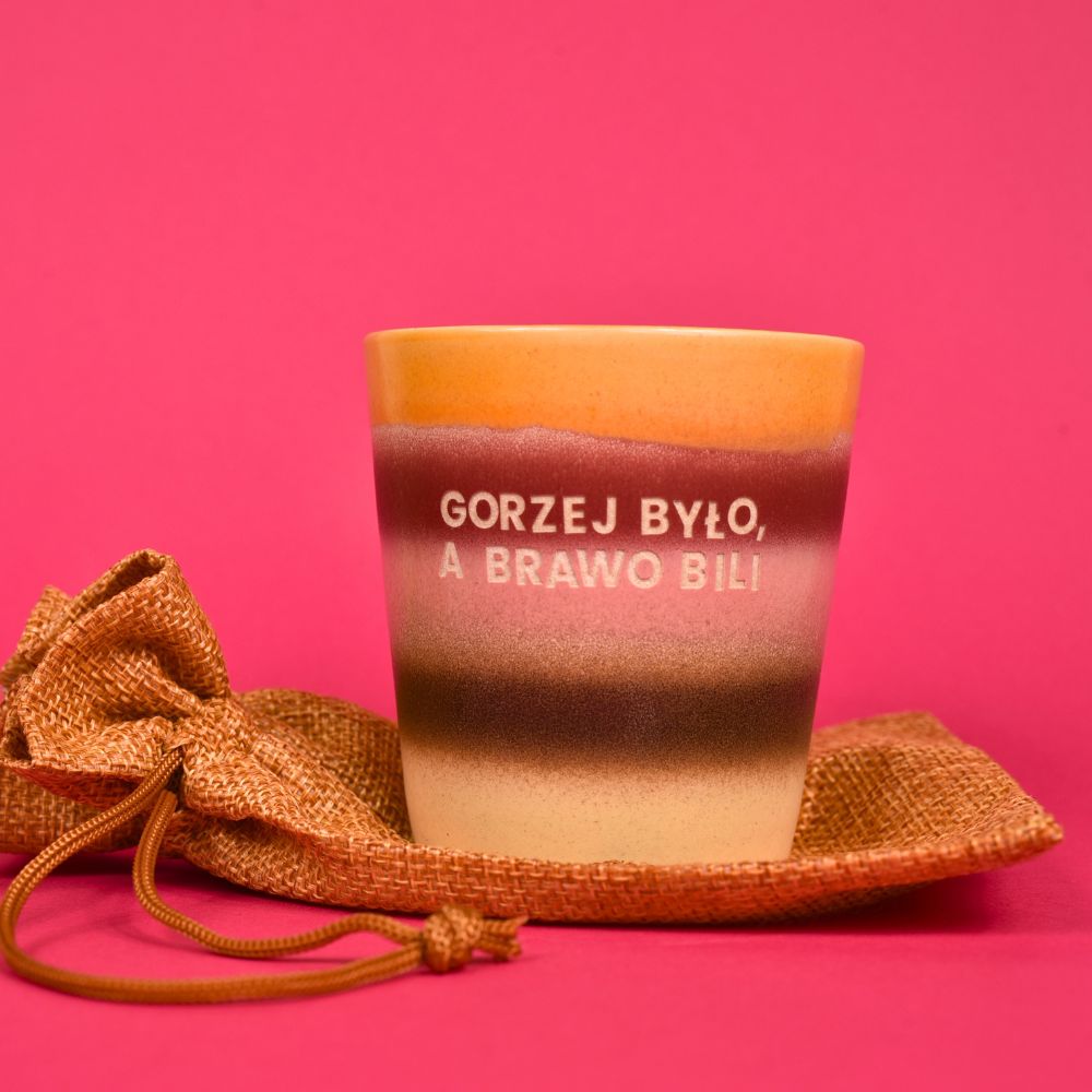 Świeca sojowa „Gorzej było, a brawo bili” (Roma)